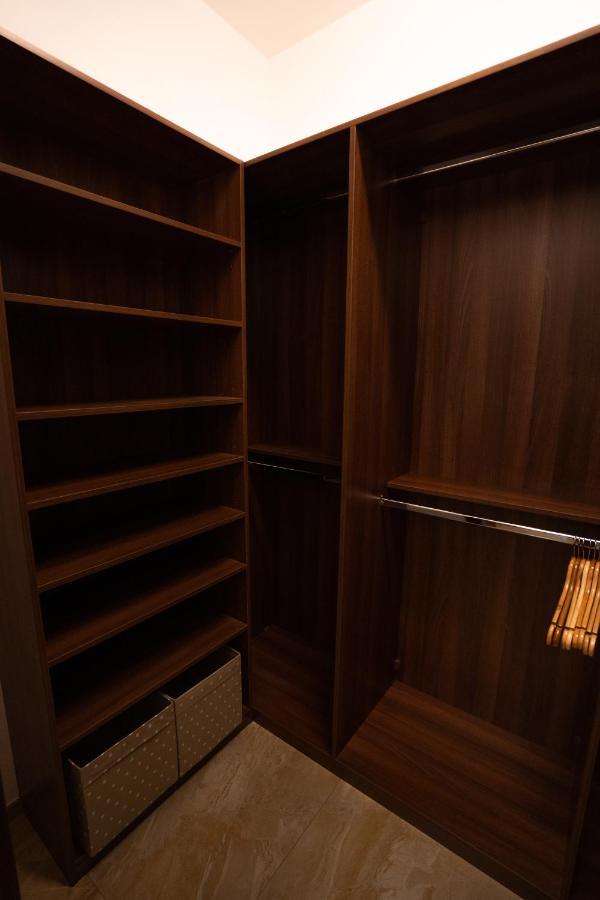 Black Field Apartment Brno Extérieur photo